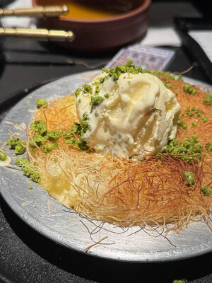 Kunafa-Teig. EU-Standard-Chinesische Fabrik, Fast Food & Takeaway angepasst, Massenlieferung.