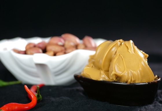 reine 1kg Erdnussbutter