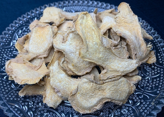 Getrocknete Spalte Ginger Pieces Flakes